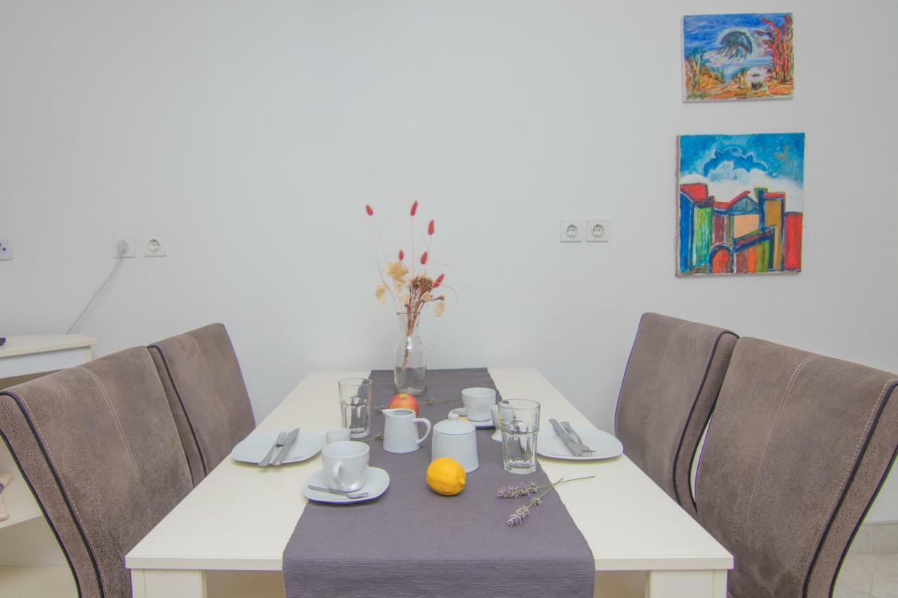 Apartmani Villa Kalinic Njivice Exterior photo